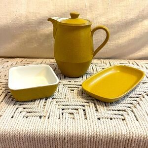 DENBY ODE • 3 pieces in Antique Gold / Mustard Yellow - Vintage